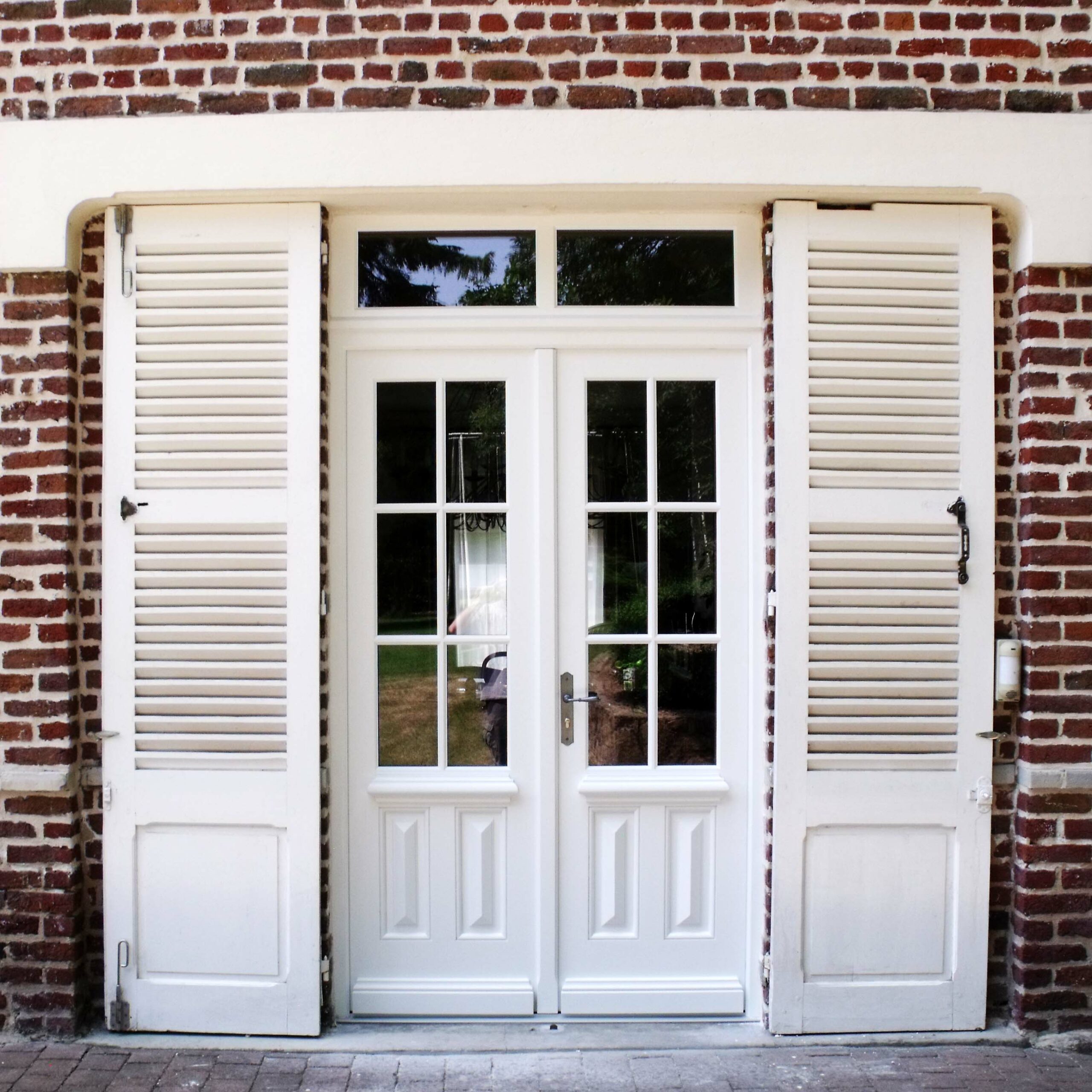 portes garages mbmenuiseries